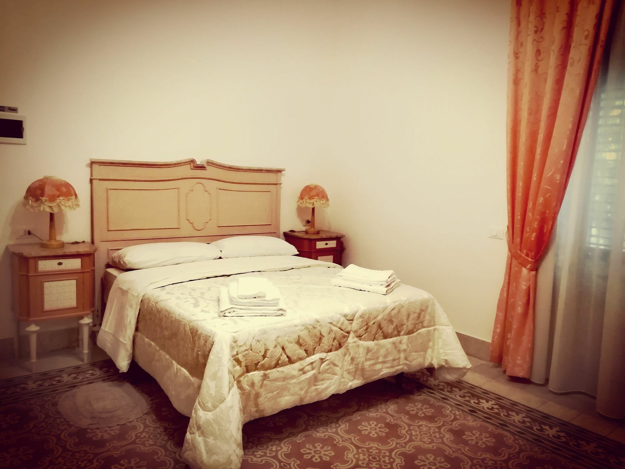 Le Rose Del Viale Hotel Palermo Eksteriør billede