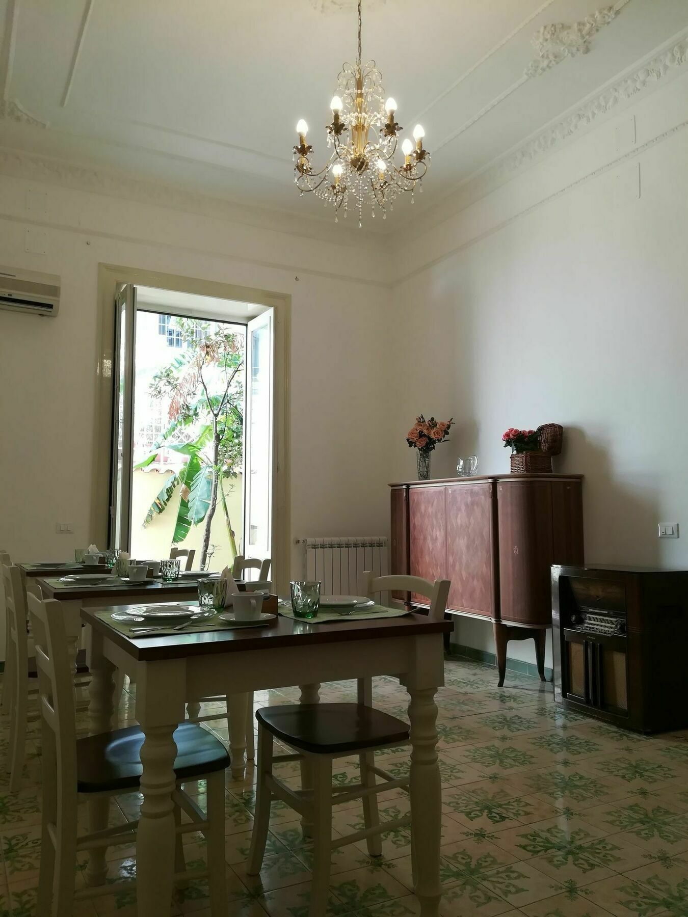 Le Rose Del Viale Hotel Palermo Eksteriør billede